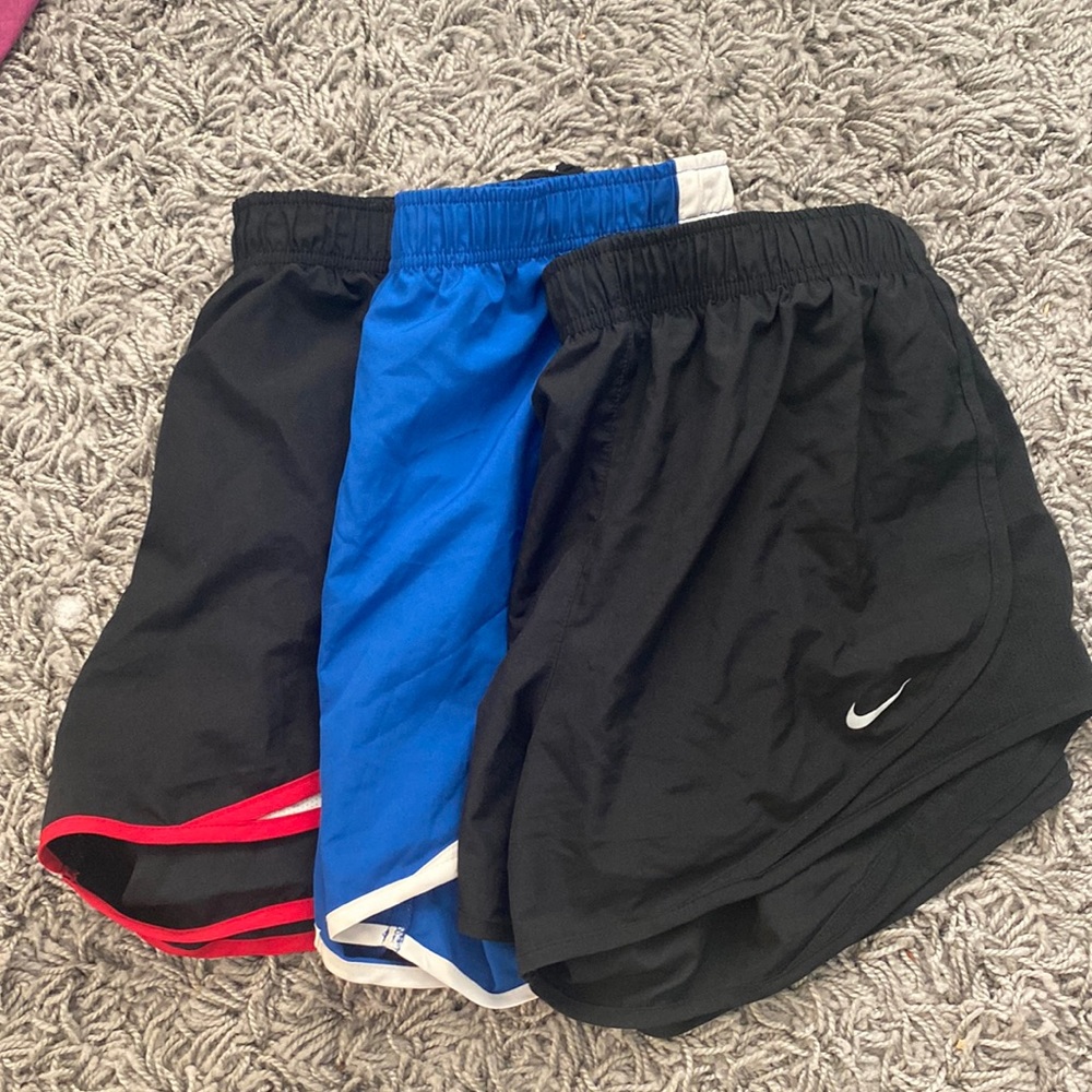 3 pack womens nike tempo shorts